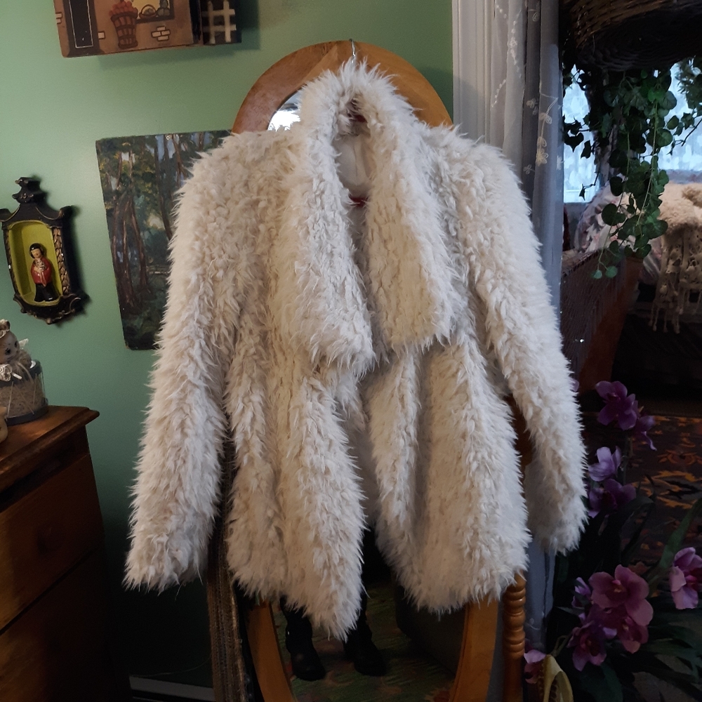 Hollister shaggy jacket